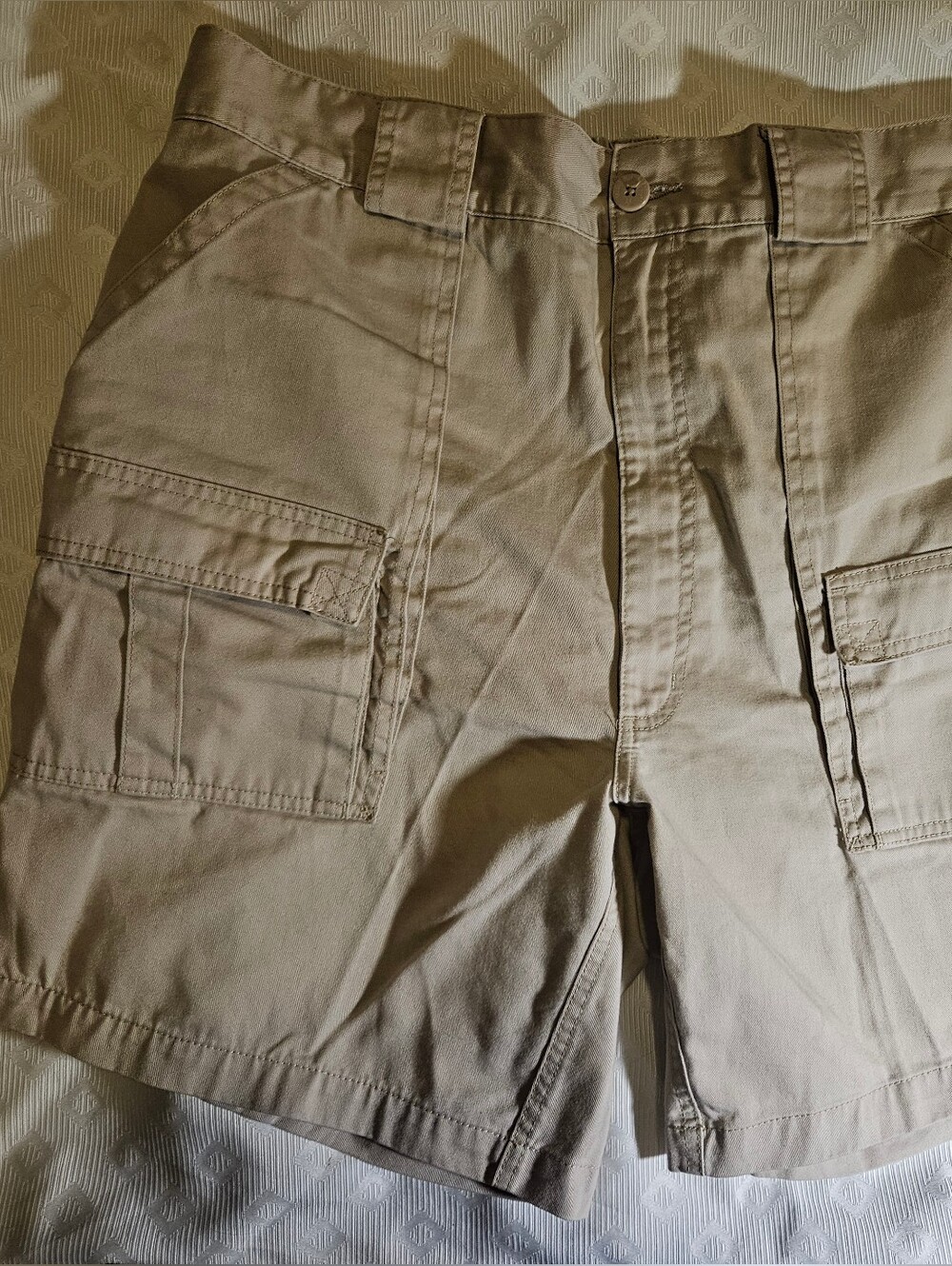 Weekender Cargo Shorts Mens 44 Beige Elastic Waist Pockets Cotton Poly Blend